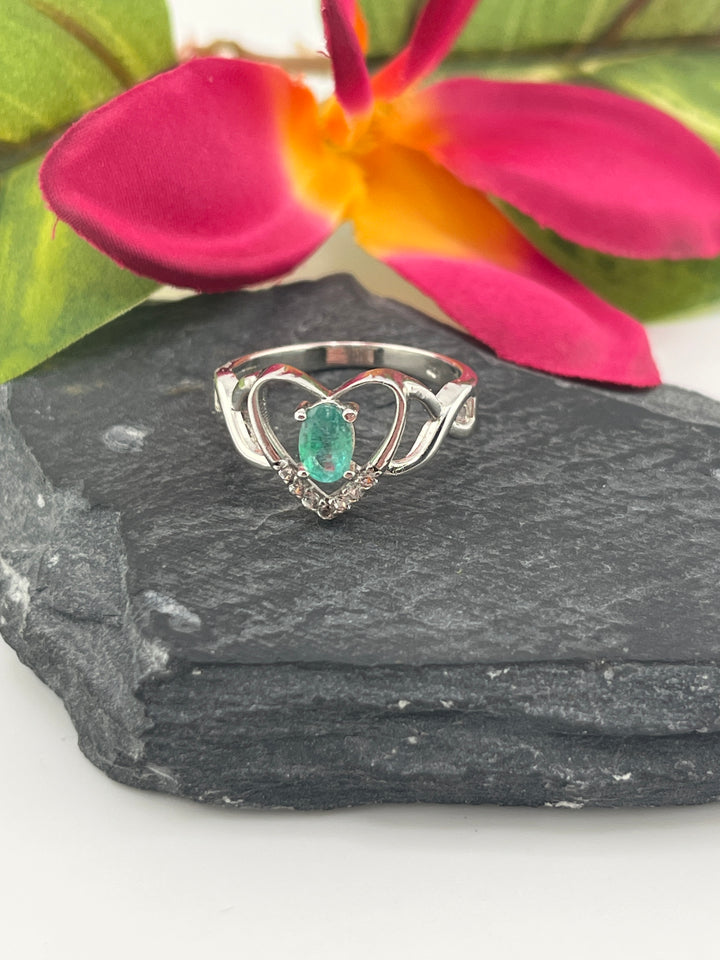 Emerald and 925 Sterling Silver Ring