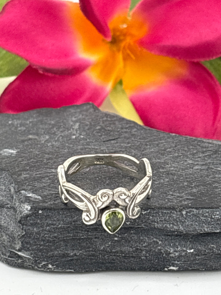 Bali Peridot Ring in sterling silver