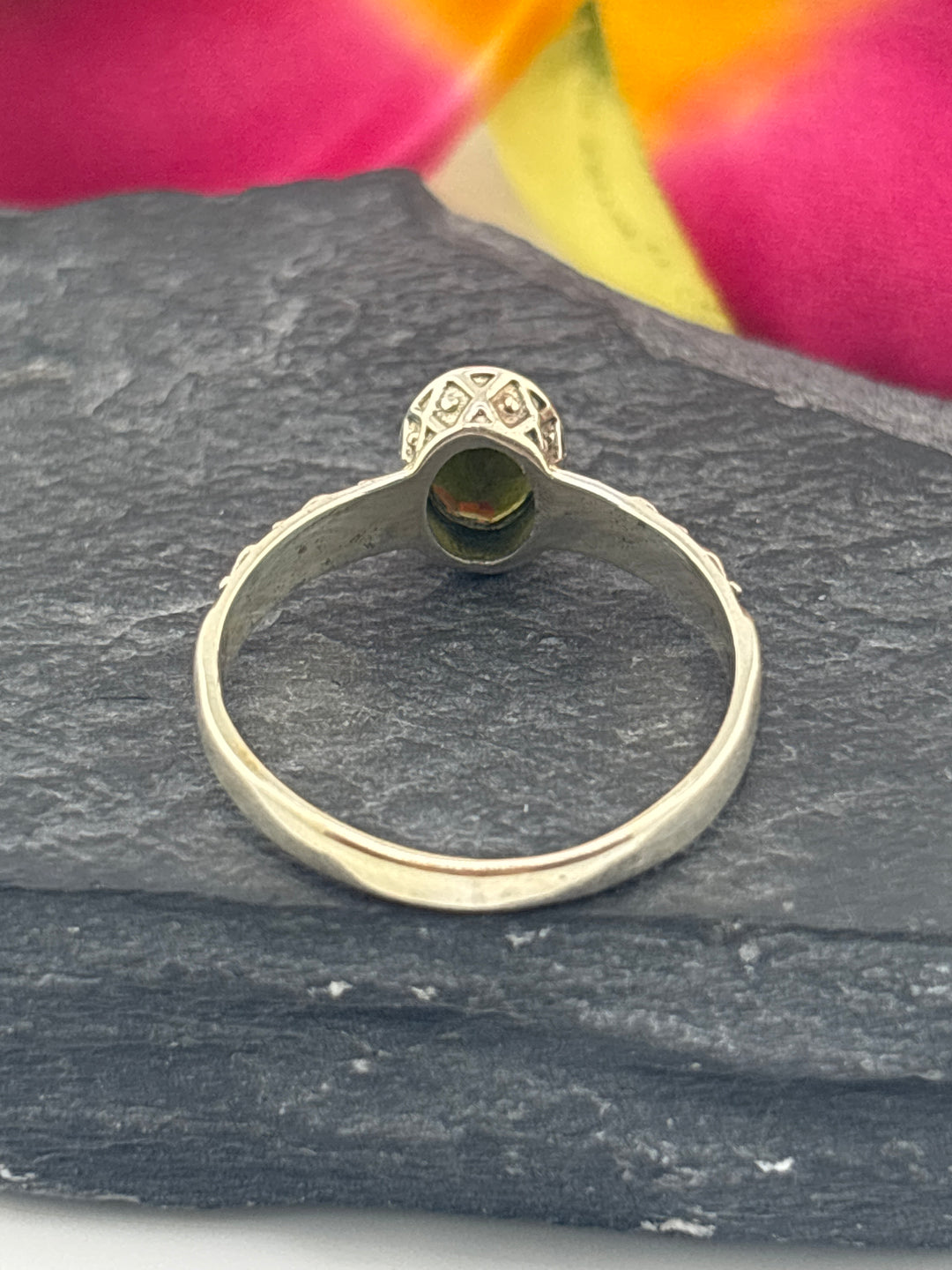 Tourmaline and 925 Sterling Silver Ring Size 8.75