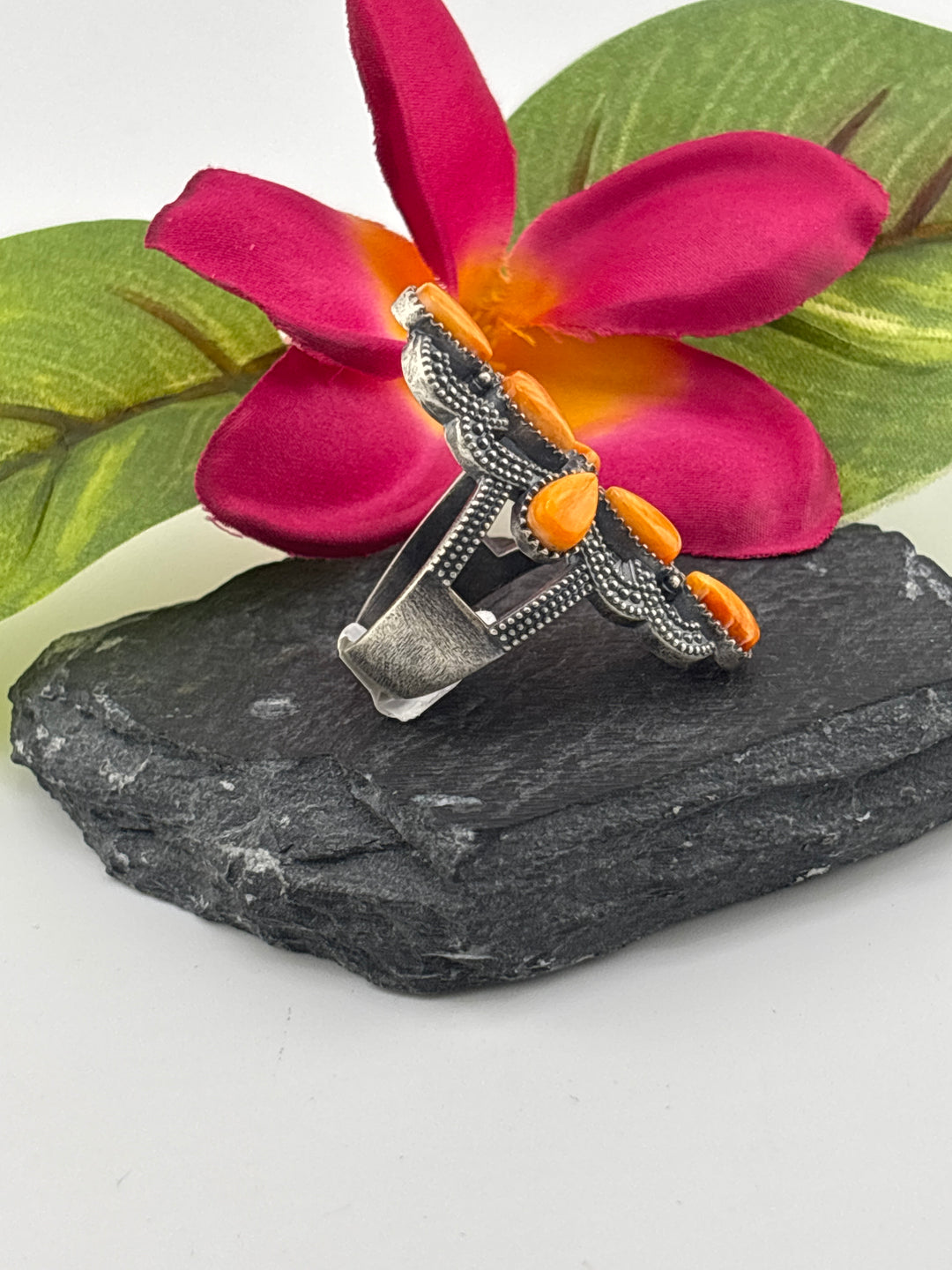 Orange Spiny oyster and 925 Sterling Silver Ring - Size 10