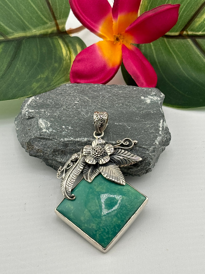 Statement Bali Hubei Turquoise Pendant