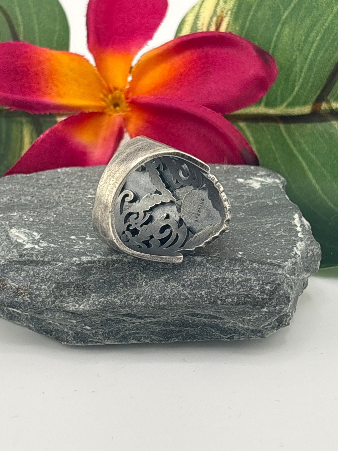 Cluster Shield Ring Size 10