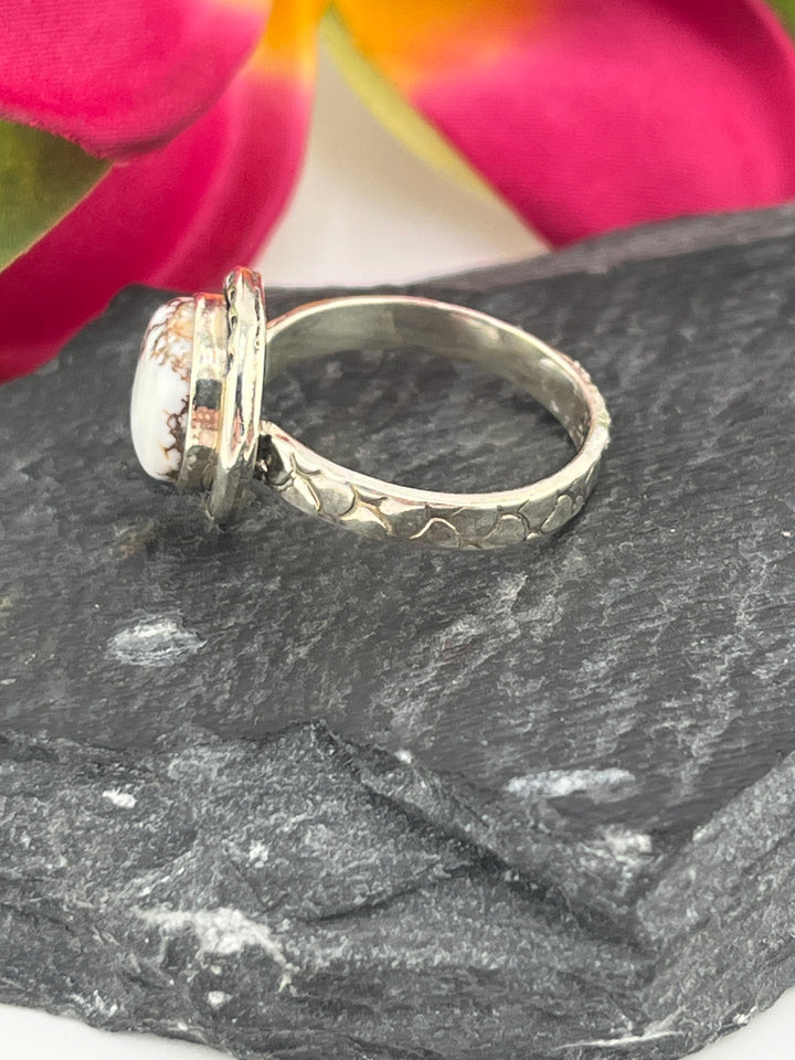 Round Wild Horse Jasper and 925 Sterling Silver Ring Size 6