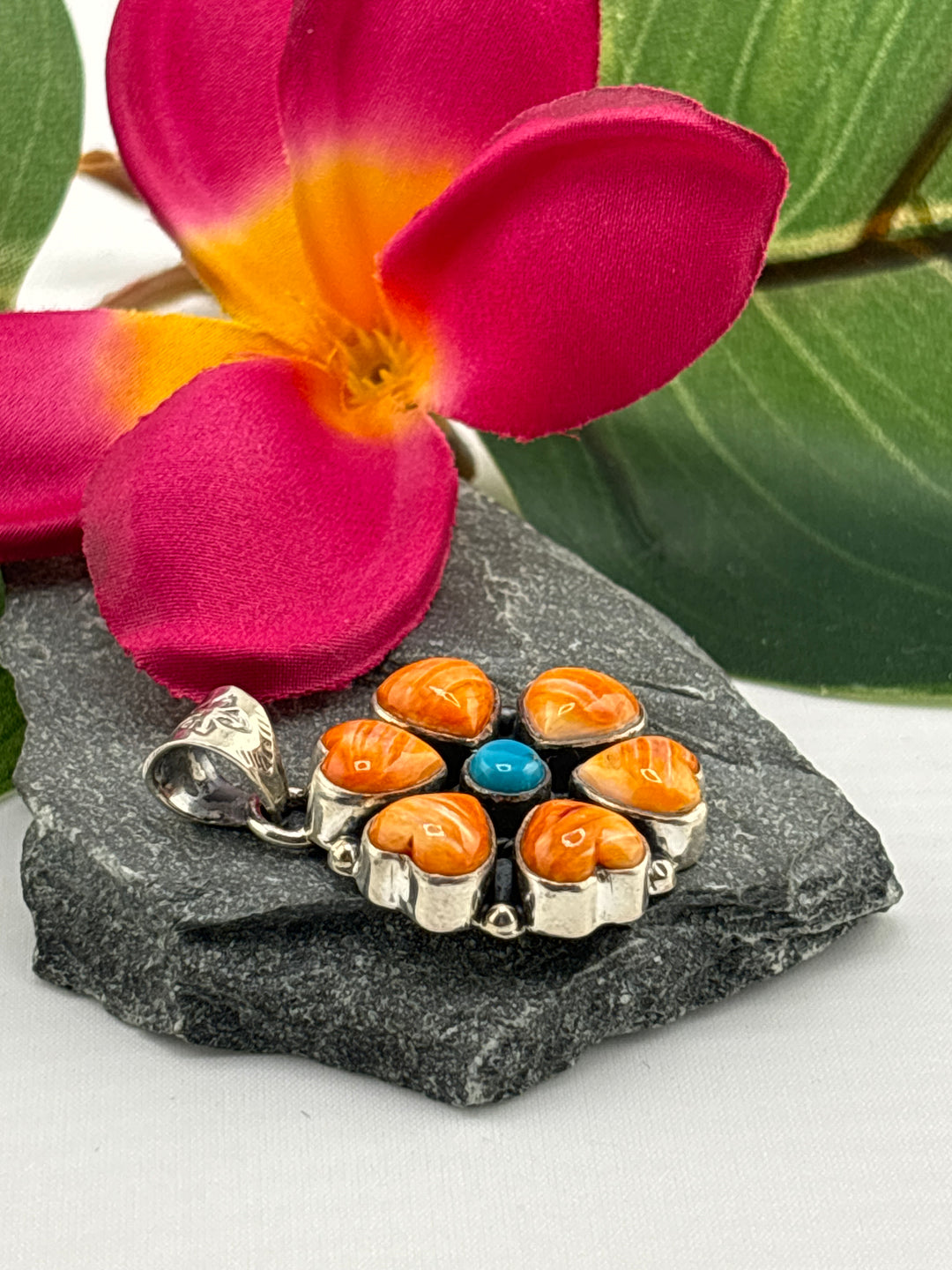 Spiny Oyster & Turquoise Heart Flower Pendant