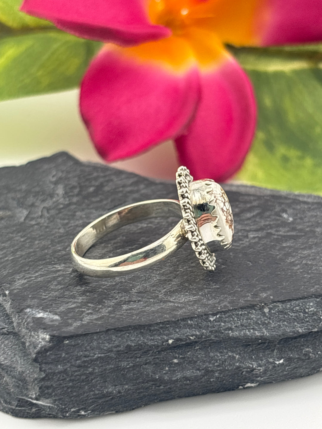 Round Wild Horse Jasper and 925 Sterling Silver Ring Size 6.5