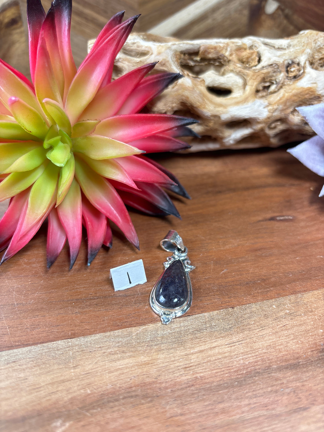 RESERVED FOR: tameee smith 8/7/24- 1 Sterling Silver Items