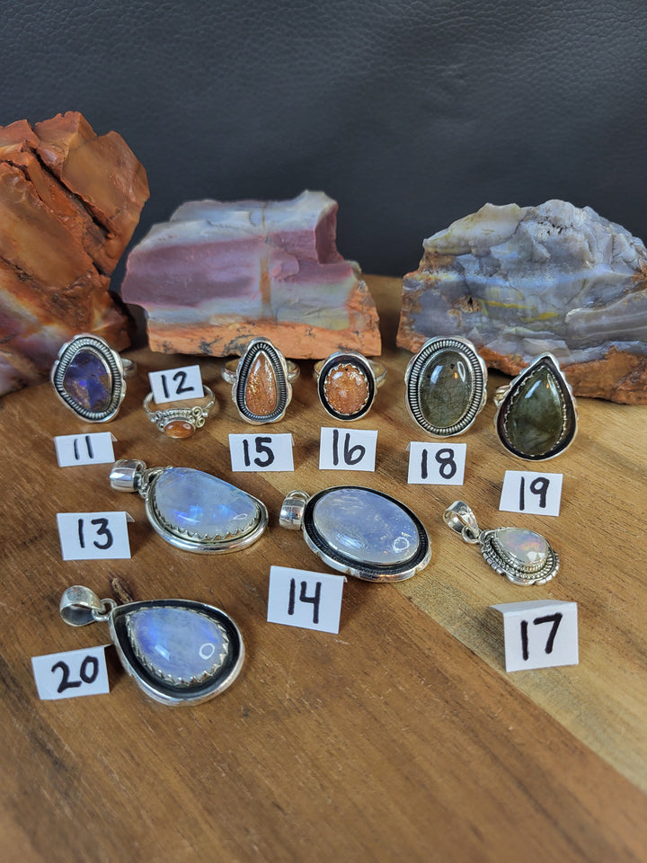 socorrorubio5 - 23 Sterling Silver Items