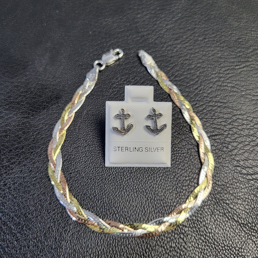 Reserved for: amysabers 2 sterling Silver items