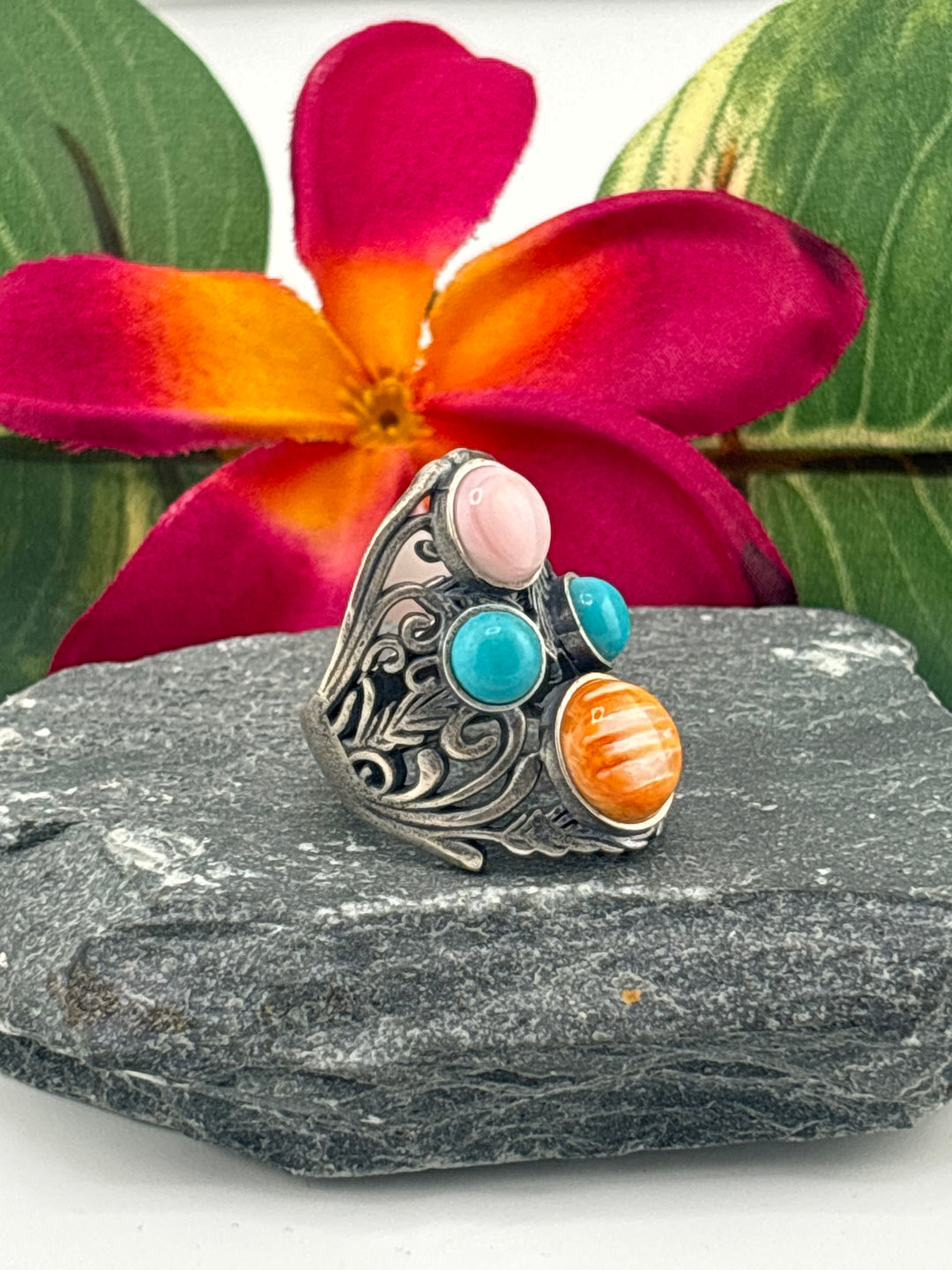 Cluster Shield Ring Size 7