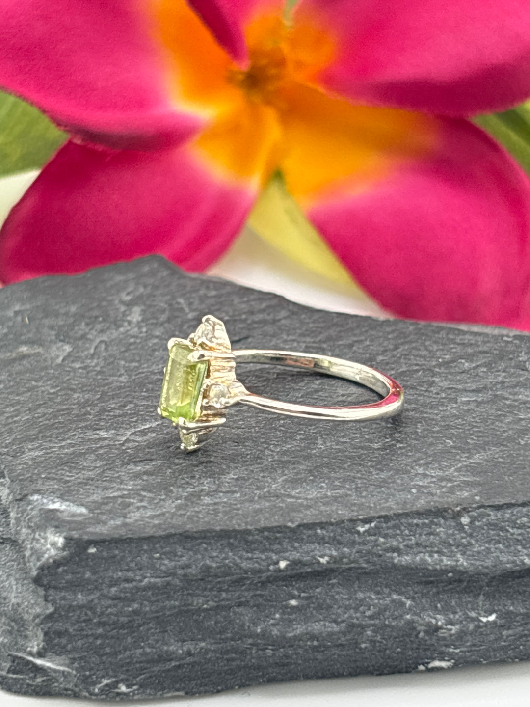 925 Sterling Silver, Peridot &CZ Accented Ring Size 5
