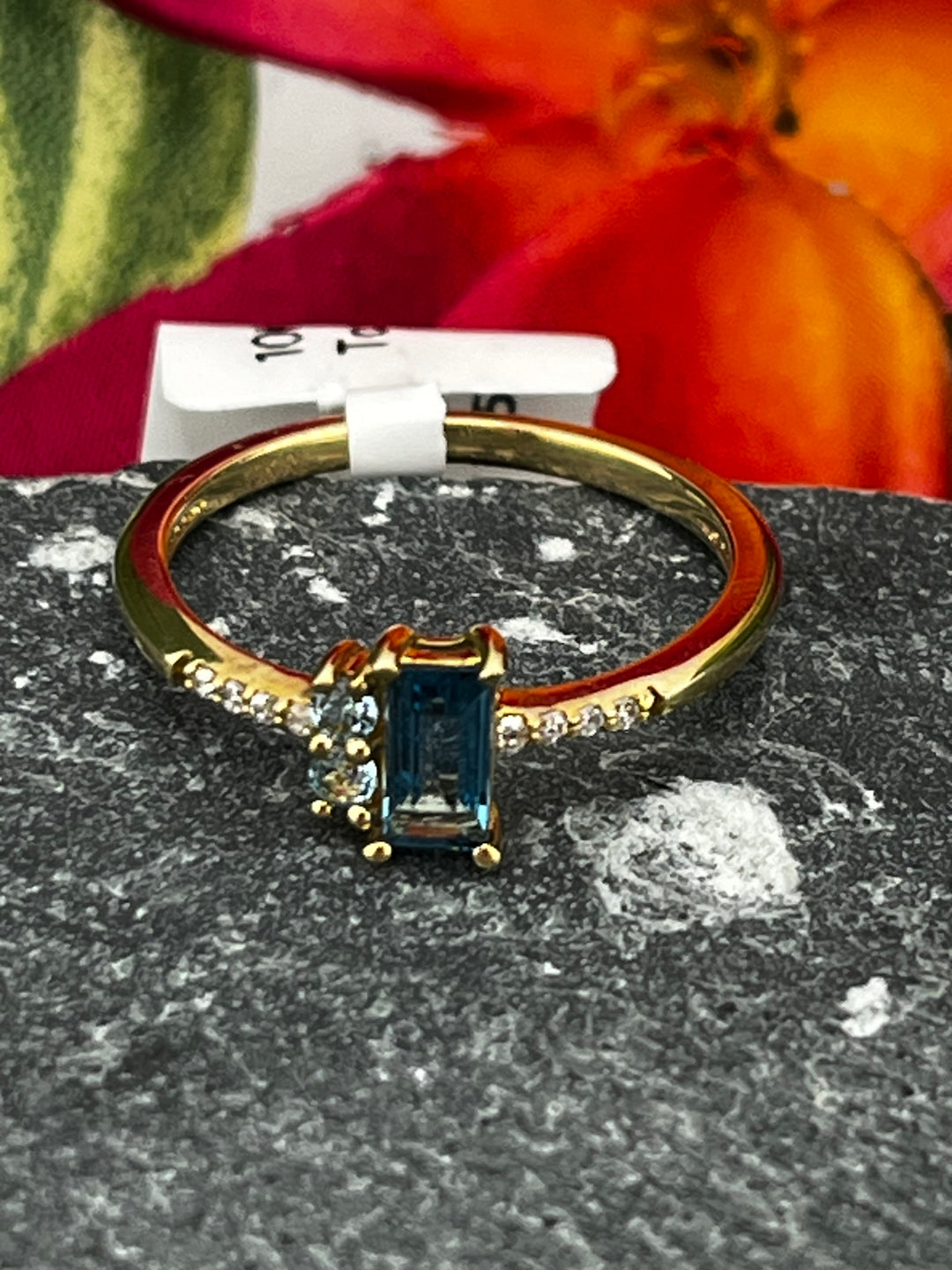 10K Gold Blue Topaz and Diamond Ring