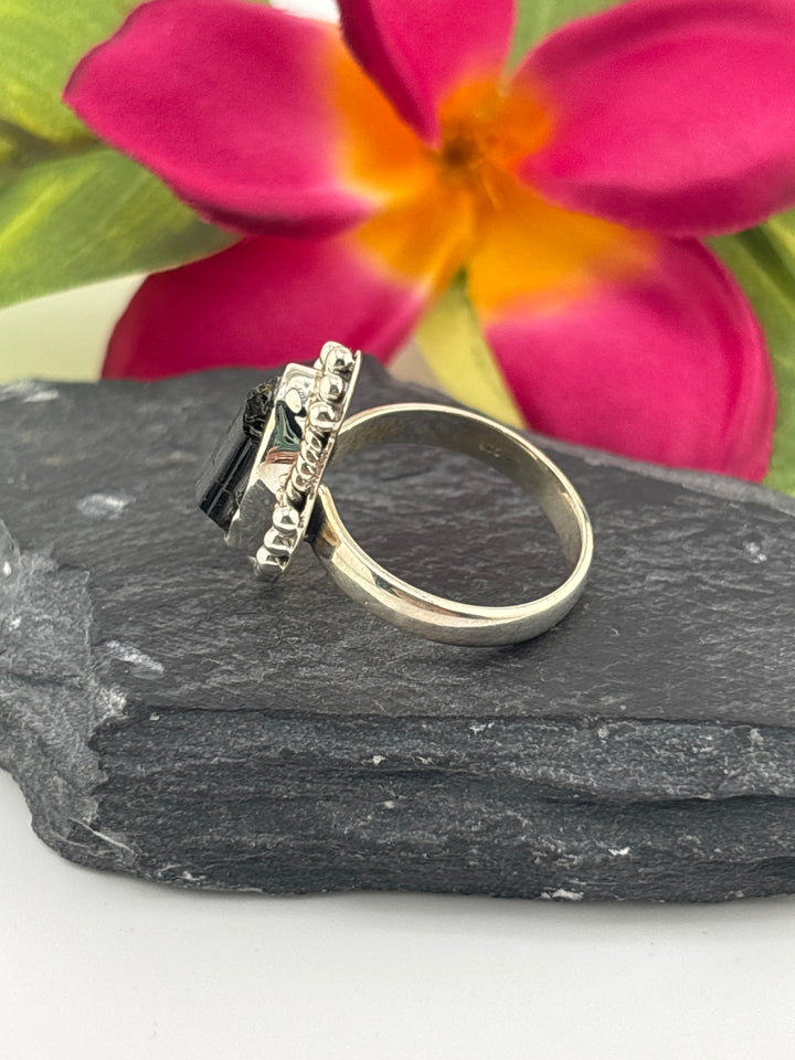 Raw Green Tourmaline and 925 Sterling Silver Ring Size 8
