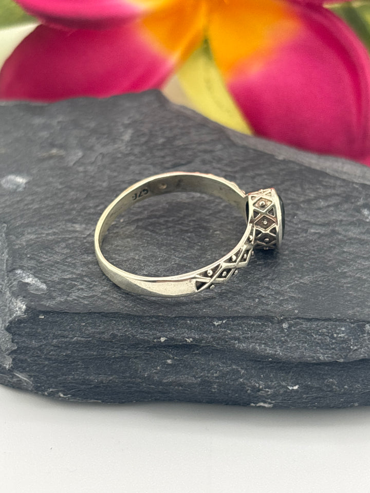 Tourmaline and 925 Sterling Silver Ring Size 8.75