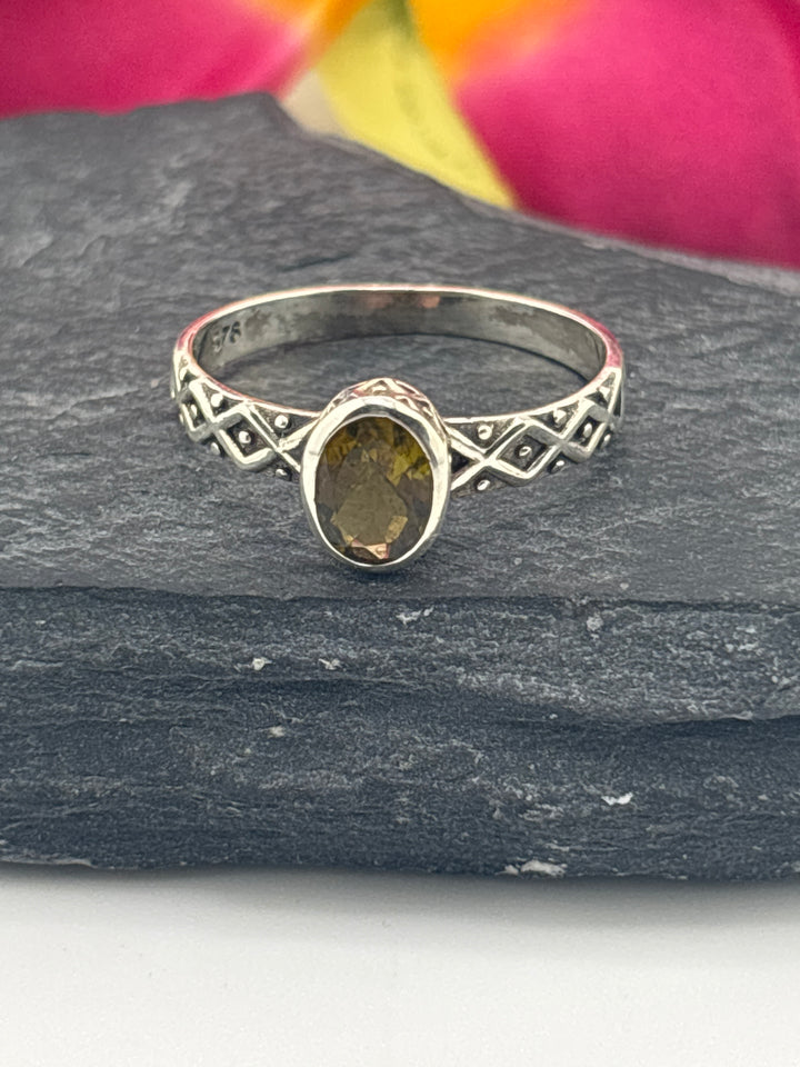 Tourmaline and 925 Sterling Silver Ring Size 8.75