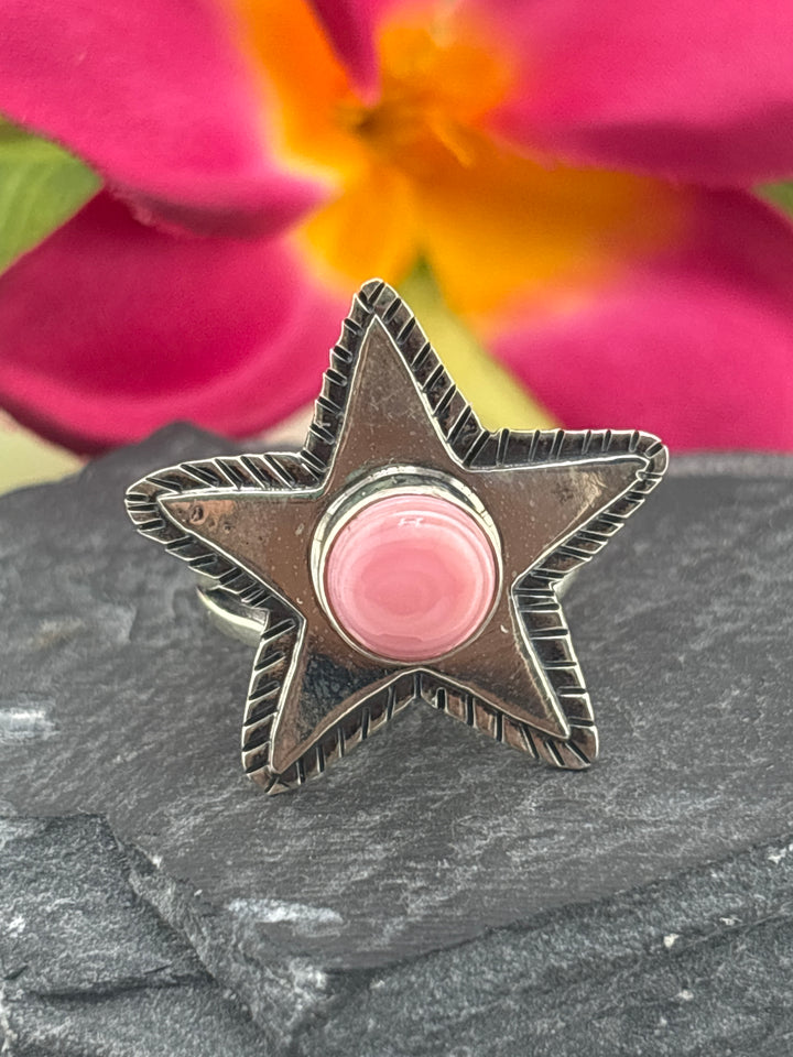 Queen Conch and 925 Sterling Silver Star Ring Size 8