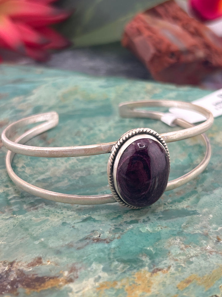 Southwest 925 Sterling Silver Purple Spiny Oyster Cuff