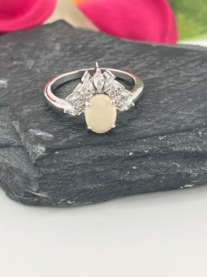 Ethopian Opal and 925 Sterling Silver Ring