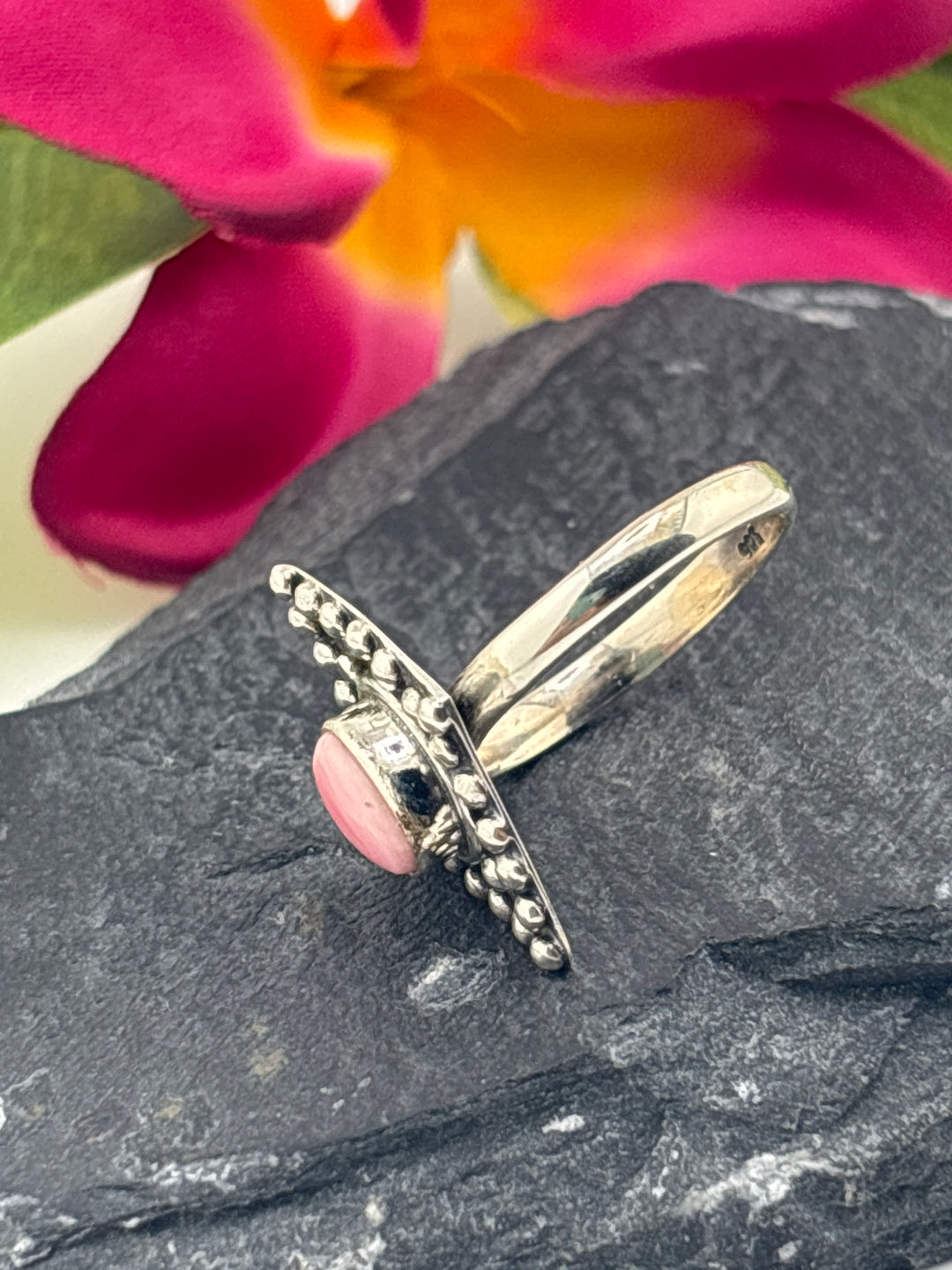 Queen Conch and 925 Sterling Silver Ring Size 7
