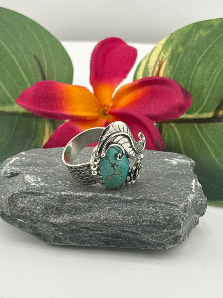 Hubei Turquoise w/Floral Design Ring Size 8 Adjustable