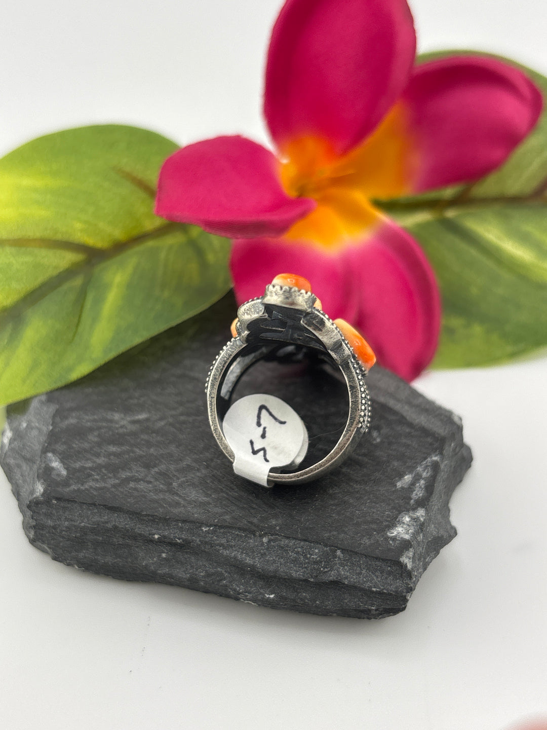 Orange Spiny oyster and 925 Sterling Silver Ring - Size 7