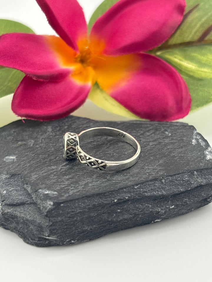 Aquamarine and 925 Sterling Silver Ring Size 7.25