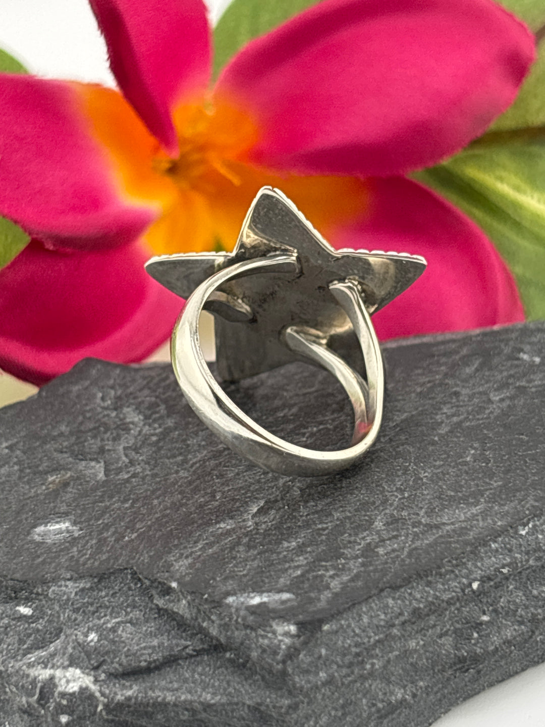 Spiny Oyster and 925 Sterling Silver Star Ring Size 8