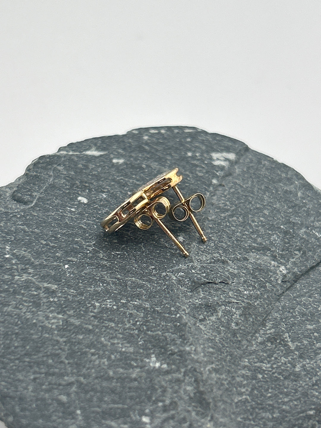 10K Gold Diamond Round Post-back Earrings