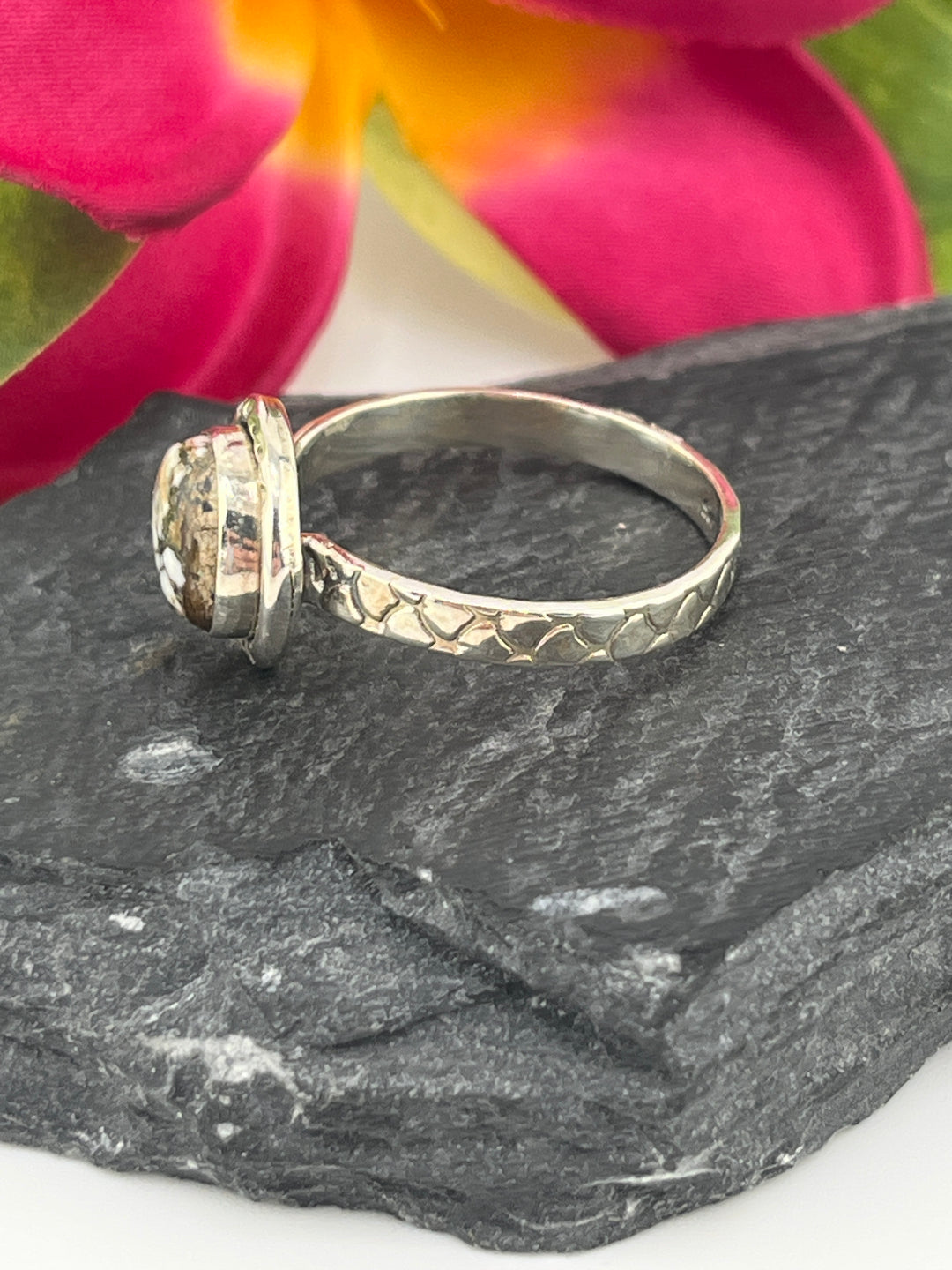 Round Wild Horse Jasper and 925 Sterling Silver Ring Size 10