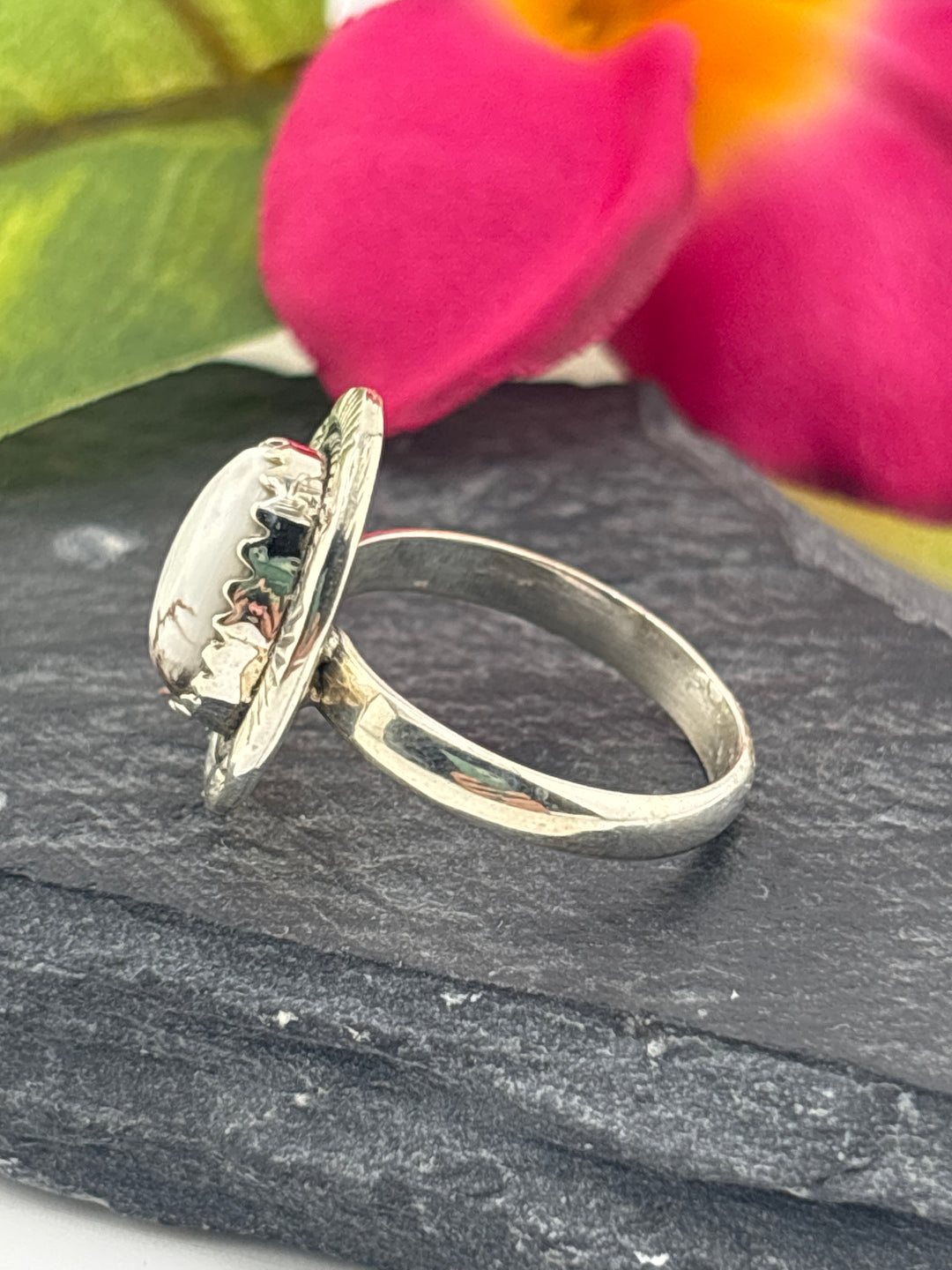 Round Wild Horse Jasper and 925 Sterling Silver Ring Size 7.25