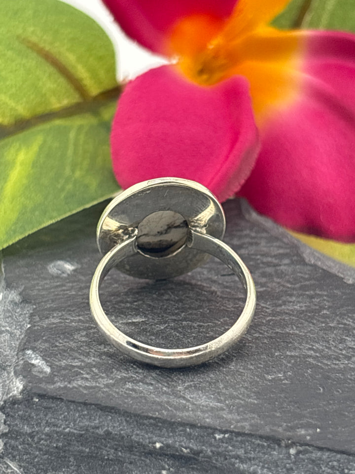 Round Wild Horse Jasper and 925 Sterling Silver Ring Size 7.25