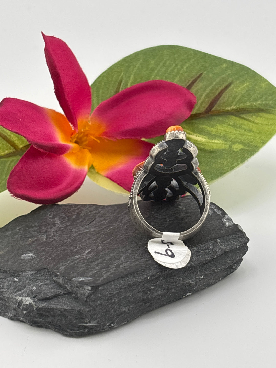 Orange Spiny oyster and 925 Sterling Silver Ring - Size 9