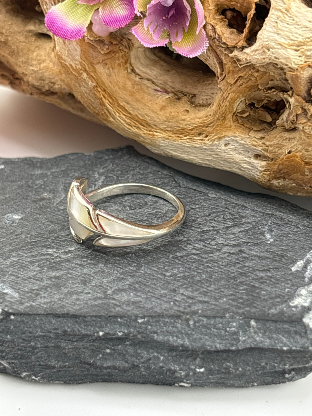 Mother of Pearl Bali Feather Ring Size 7