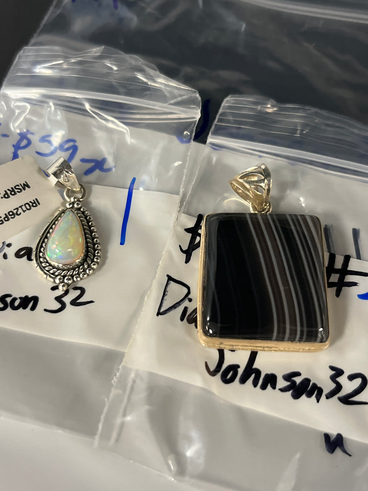 Diane Johnson32 - 2 925 Sterling Silver Items