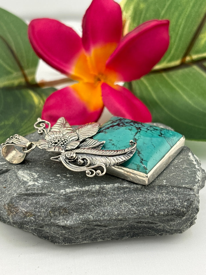 Statement Bali Hubei Turquoise Pendant