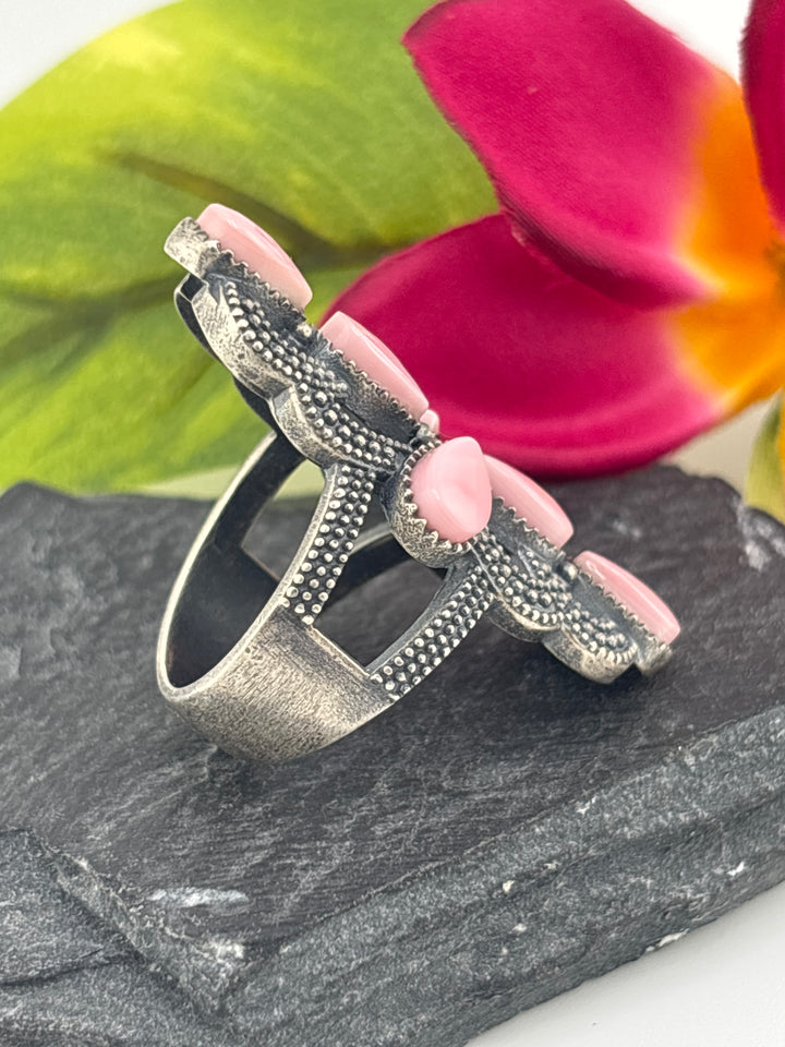 Queen Conch Cross and 925 Sterling Silver Ring Size 7