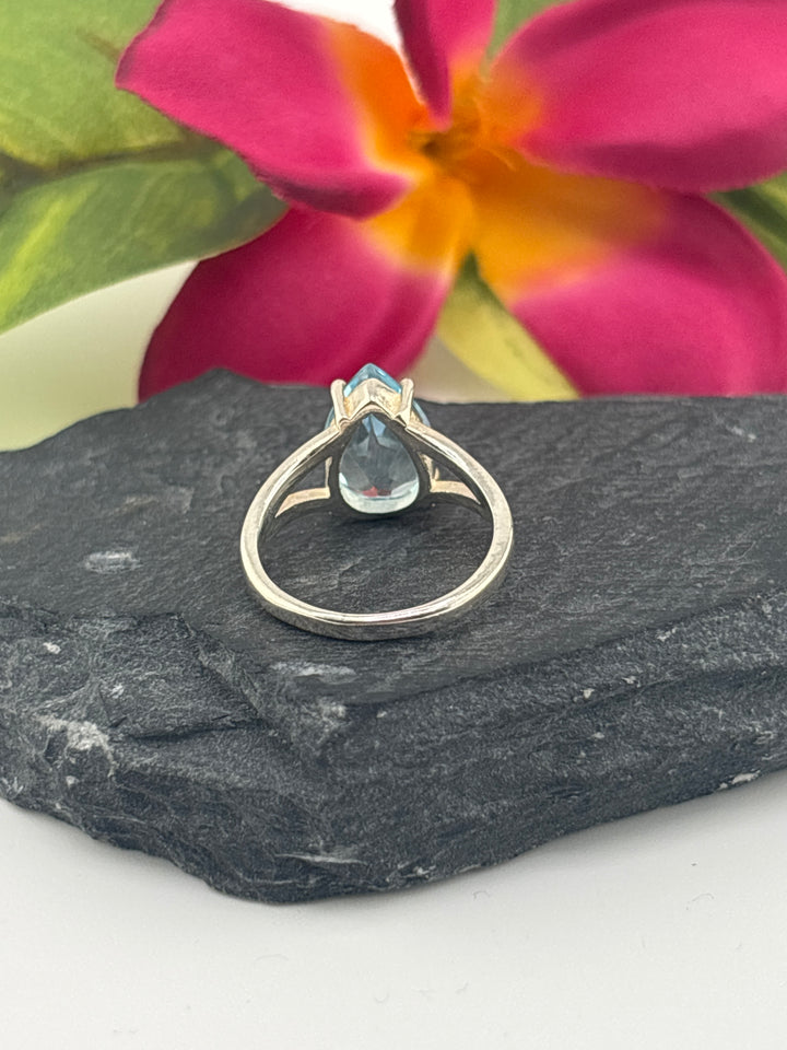 Topaz Teardrop and 925 Sterling Silver Ring Size 5.25
