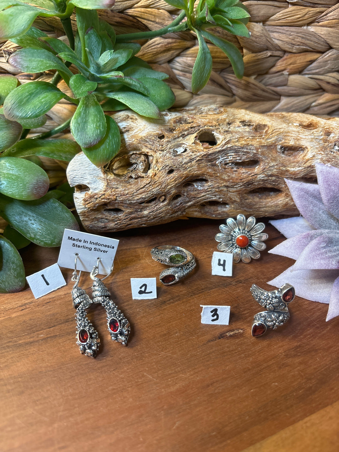 RESERVED FOR: Suzi 7/31/24- 1 Sterling Silver Items