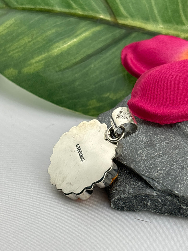Spiny Oyster & Turquoise Heart Flower Pendant
