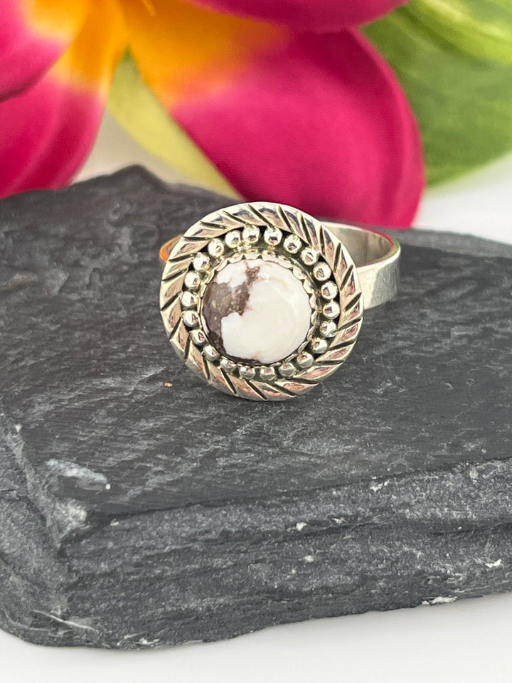 Round Wild Horse Jasper and 925 Sterling Silver Ring Size 9