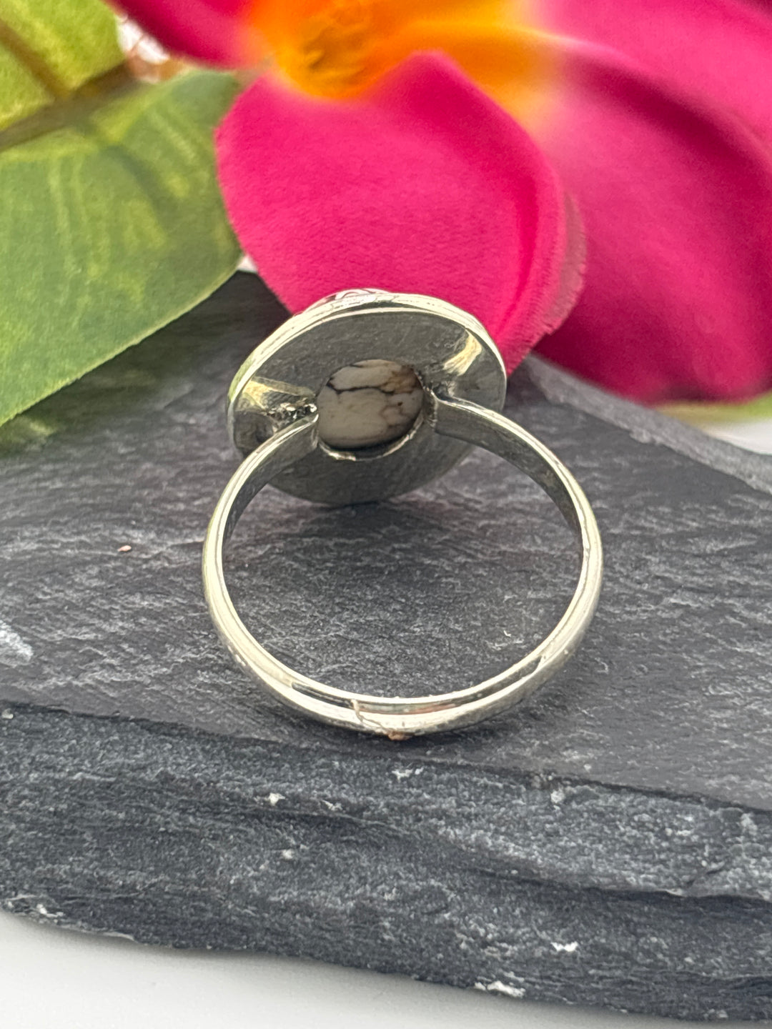 Round Wild Horse Jasper and 925 Sterling Silver Ring Size 9