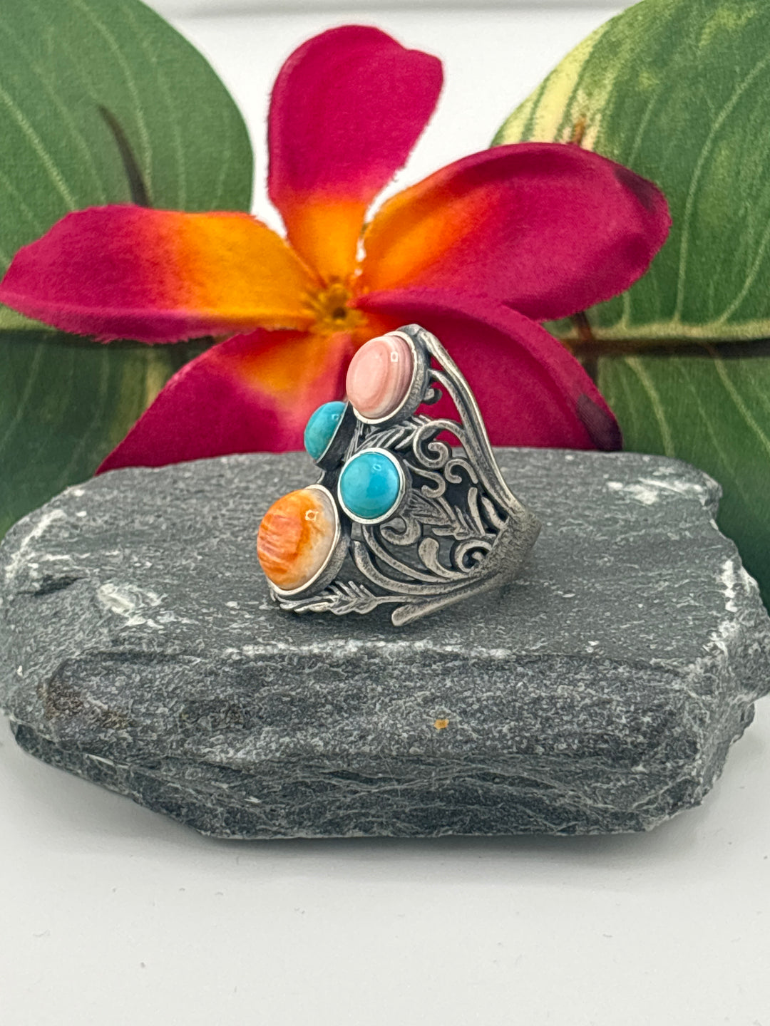 Cluster Shield Ring Size 8