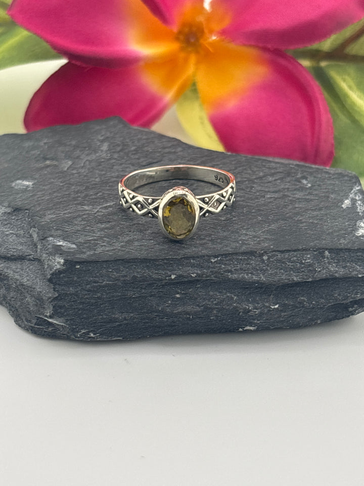 Tourmaline and 925 Sterling Silver Ring Size 7.25