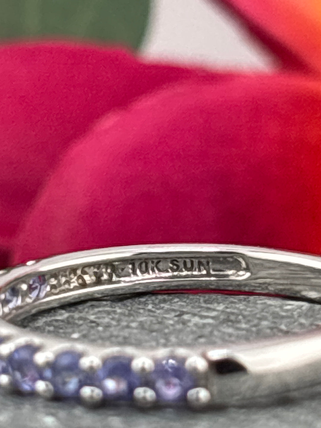 10k White Gold and Natural Tanzanite Ring Size 7