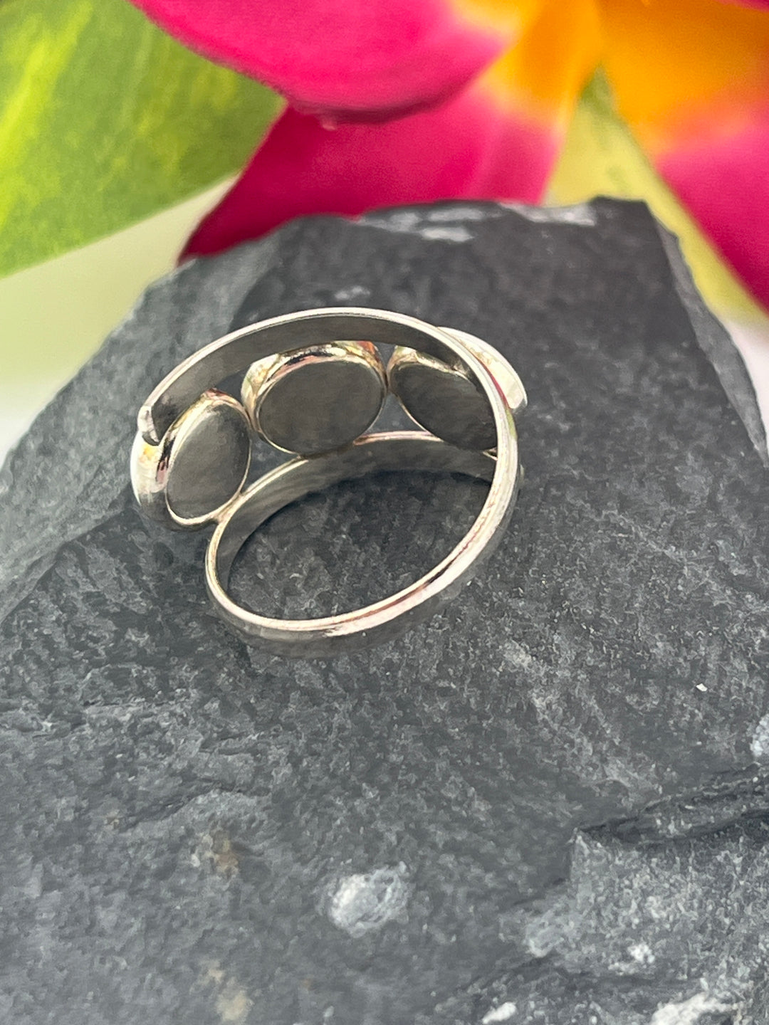 Shiva Shell and 925 Sterling Silver Ring