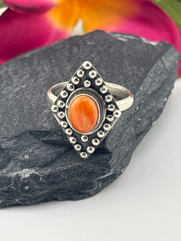 Orange Spiny Oyster and 925 Sterling Silver Ring Size 7
