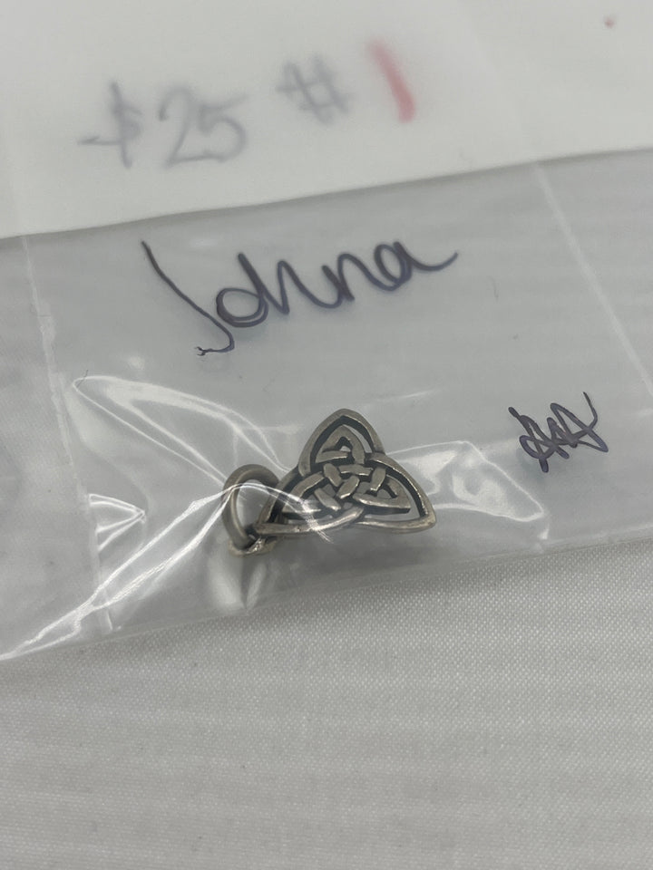 AM SHOW 48HR RESERVED FOR:  Johna - 10/21/2025 FL tiktok Live Show - 1  Sterling Silver Items