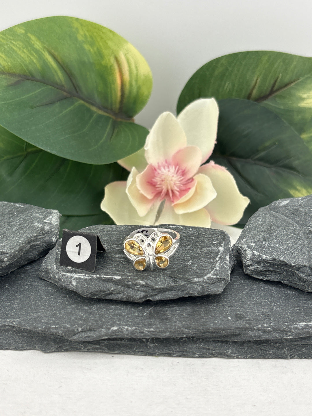 RESERVED FOR: That1lady AM-1/18/2025 - 1 Sterling Silver Items