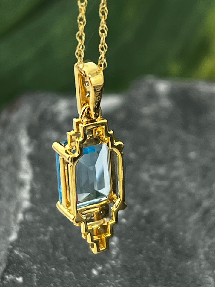 10K Gold Blue Topaz and Diamond Necklace