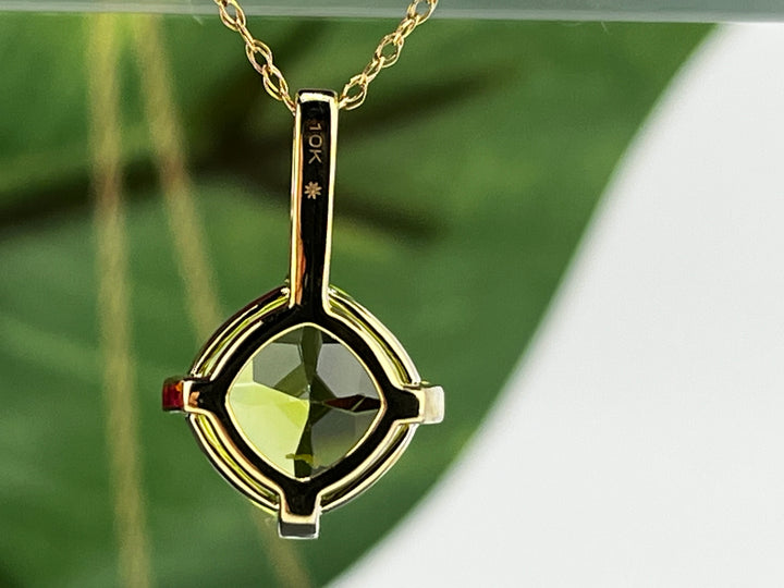 10K Gold Peridot and Diamond Necklace