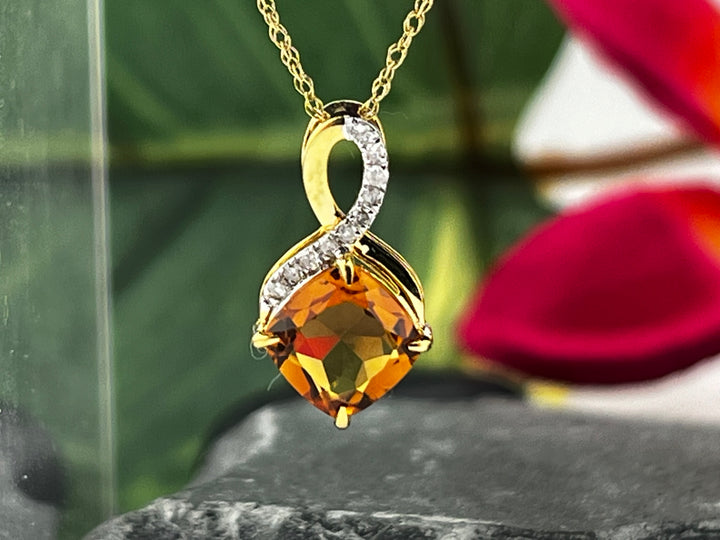 10K Gold Citrine and Diamond Necklace